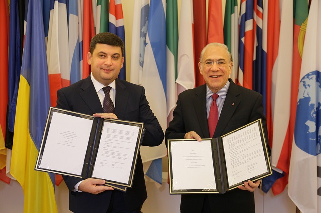 收入证明_官员收入公开